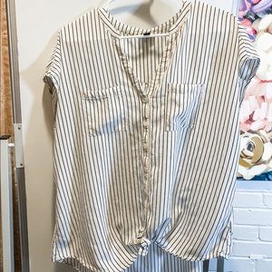 Torrid striped challis tee size 1